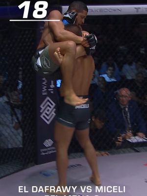 𝗣𝗙𝗟 𝗛𝗢𝗟𝗜𝗗𝗔𝗬 𝗛𝗜𝗧𝗦: 1️⃣8️⃣ Omar El Dafrawy actually finished this triangle 😳🐍 #PFL #mma #holidaycountdown #countdown #FYP #sports