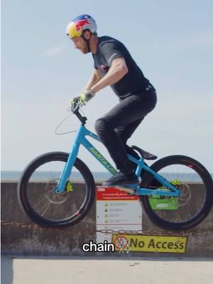 he can’t keep getting away with this 😩 @Danny Macaskill #trialbike #mtb #trialsbike #mtbtrials #mountainbike 