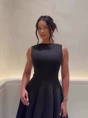 Sometimes elegance is just a long black dress. 🖤✨ 🔎 Sweet Sunday Pleated Midi Dress #FashionNova #NovaBabe #BlackDressMagic #OOTD
