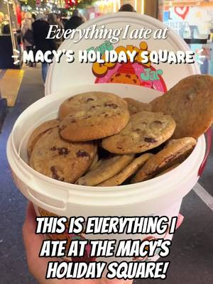 Here is everything I ate at the Macys holiday square market. @Macy’s @urbanspacemarkets  🍟 Bel Fries- Double Truffle Cone 🍪 Ian’s Cookie Jar- The Bucket chocolate chip cookies 🍍 TNT Pineapple- Jerk Pineapple Bowls 🍢 The Pincho Truck - Pinchos De Churrasco 🍫 No Chewing Allowed - Hot Chocolate 🍓Berrylicious - Dubai Chocolate Strawberries 🌭 Herald Haus & Bar - Wagyu Sausage #holidaymarket #nycfoodie #nycfood