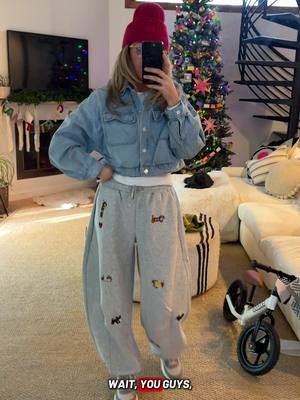 I’m actually in love with these!! The fit is perfection & so comfy!! I’m wearing a size medium💕