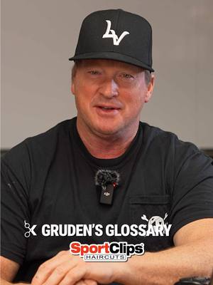 On this week’s episode of Gruden’s Glossary it’s all about the Bunch Formation! Join along and get on the same page so we all know what we’re looking at in BUNCH! Presented by @Sport Clips Haircuts 