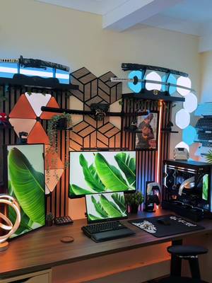 Who decided that? #escanor #GamingSetup #setupgaming #cozysetup #gamingpc 