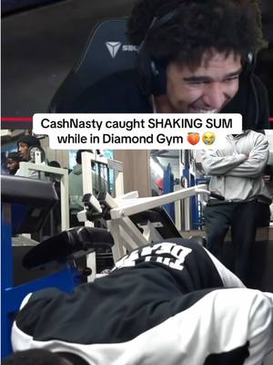 Reason #67 why you’ll never see me in this gym 😭 salute to cash tho #fyp #diamondgym 