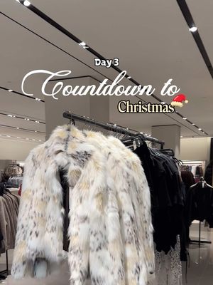 COUNTDOWN TO XMAS DAY 3 ✨ come Christmas dress shopping with me…or come sequins shopping with me 🙄! Eaton Center what’s going on?? #Vlogmas #christmasshopping #countdowntochristmas #torontolife #shoppinghaul 