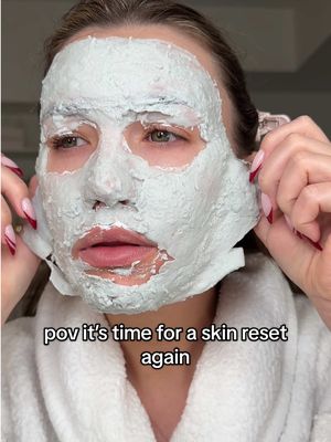 skin reset time 🙌🏼 I was sooo overdue for this omgggg #skinreset #faceshaving #teethwhitening #hairremoval #waxingathome 