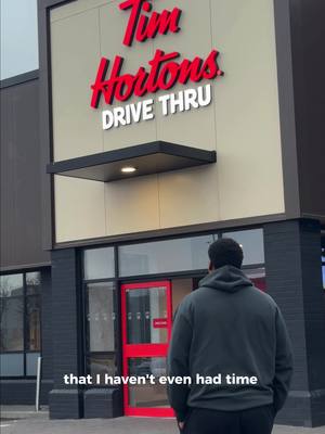 Festive feast time! It’s not Christmas without stuffing! Win a Stuffing Burger today 🍔   To enter: 🎄Make sure you’re following us 🎄Comment your favourite thing about Christmas 🎄Tag someone you can’t wait to celebrate this season with!   HURRY Giveaway ends tonight at 9pm! #12DaysOfTims #TimHortonsUK #Giveaway 