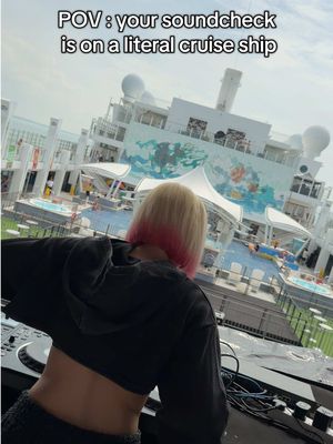 Wait, what? ⛴️  #dj #cruise #fyp #edm 