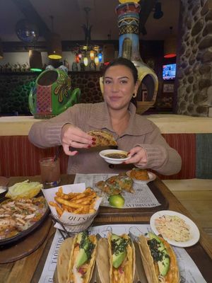 Colorful cocktails, fresh plates, and vibes that feel like a fiesta every time! @3 Amigos is THAT spot for a fun and tasty dinner with friends or your next group night out