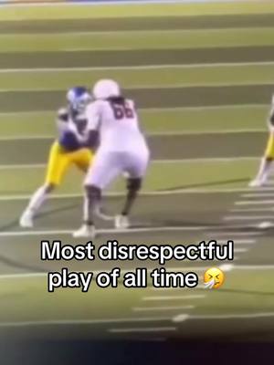 I’m ngl I’d never play football again 💀 (h/t ryisme__/IG) #football #disrespecful #omg