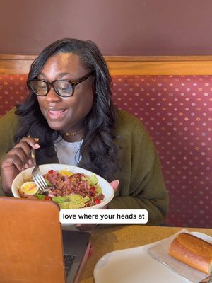 POV: December in corporate means working through lunch @Panera Bread and dodging everything until January. #PaneraPartner #corporatelife #workhumor #circlebackseason