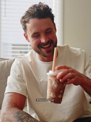 Finding the best smoothie from my couch AND getting cash back??? Thanks Venmo Stash! #venmopartner