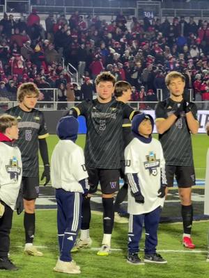 Who’s intro are we rocking with? 🤔 #GoHuskies #Soccer #ncaa #championship #futbol 
