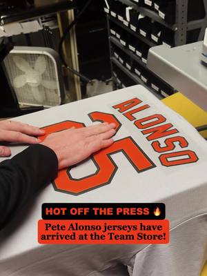 brb running to the Team Store 🏃 #petealonso #baseballjerseys #teamstore #orioles #MLB 