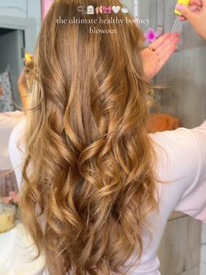 The ultimate healthy, bouncy blowout with @K18 Hair UK 🫧🧖🏼‍♀️🩰🎀🤍🛁 ad Meet HeatBounce, K18’s conditioning heat protectant that delivers deeper heat protection than ever before with patented technology!  It's designed to pair perfectly with the leave-in molecular repair hair mask to create healthy hair routine to repair and protect your hair from damage. How to use: Apply the mask after shampooing, skipping conditioner. Towel dry your hair and wait 4 minutes before applying HeatBounce to sectioned, damp hair before hot tool use.  I’ve really been enjoying incorporating HeatBounce into blowout routines, especially alongside one of my all-time favourites, the leave-in molecular repair hair mask 🤍 Available now at @Sephora UK 🫶🏽 #k18partner #k18results