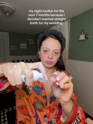 I probably shouldn’t have waited to get Invisalign right before my wedding but YOLO @Invisalign #invisalignjourney #invisalign 