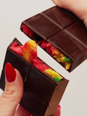 🎄✨ A HOLIDAY MUST-HAVE ✨🎄 We teamed up with @Nuts Factory for a LIMITED-EDITION Italian Rainbow Cookie Dubai-style chocolate bar — made with rainbow cookie dough, raspberry filling, all wrapped in rich dark chocolate 😮‍💨🍫 And yes… we’re doing a GIVEAWAY 👀🔥 HOW TO ENTER:  ✨ Follow @chipcitycookies + @thenutsfactory   ✨ Like this post  ✨ Tag 3 friends in the comments  ✨ Repost to your story  💥 More comments = more entries 🎁 Order now to get it before Christmas - truly the perfect stocking stuffer  👉 Link in bio to order ⚠️ Limited supply — available at select Chip City & The Nut Factory locations and online. Sweetening up the holiday season, one bite at a time 🎄✨🍫  #ChipCityCookies #TheNutFactory #Giveaway #LimitedDrop #ItalianRainbowCookie  