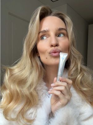 @DUFFBEAUTY // BEAUTY & LASHES and its new lip dew butter balms ♥️ which color is your favorite?