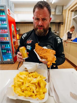 THE BEST IN THE UK??? We headed over to Grimsby Fisheries in Leicester to try this “hyped” spot out.  How do you like your batter? Is ANYONE really ordering fish like this?  #foodreviewclub #foodcritic #leicester 