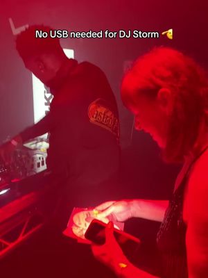 What a queen 👸 #drumsheds #electronicmusic #rave #junglemusic #djstorm 