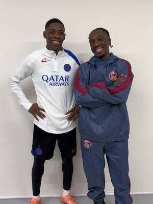 Do we look alike?👀🤣 #dembele🇫🇷 #balondor #football #psg 