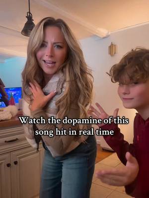 Forever a 90s girl❤️#millennialsoftiktok #90smusic #momdance 