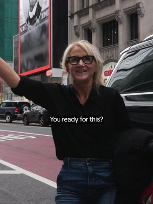 You ready for this?? Let’s make 2026 the best year together. Tune in LIVE right here on TikTok on December 28th at 5PM ET. I’m walking you through the 6 questions you need to ask yourself before 2026 starts in order to create the best year. #BestYear #melrobbins 