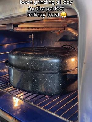 why grind when u can serve subs? 💅 *Advance notice may be required.