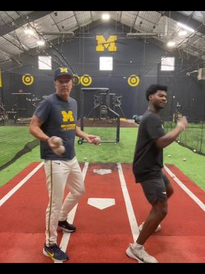 Batting Practice “early in the morning” with Greg. DC: @Jalengoham  #baseball #michigan #linedance #earlyinthemorning #fyp