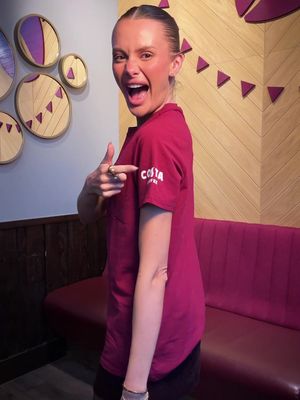 Only @Perrie Sian could throw a fit like this on her first day as a barista… 😍☕