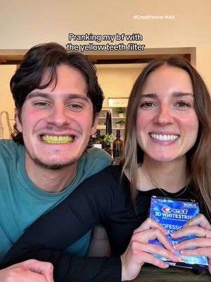 #CrestPartner #Ad The teeth reveal did not go how Dan expected 😂 @Crest  3DWhitestrips Professional Results are 33% off at @target  12/27–1/11! 