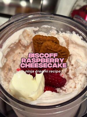 ok wait HAHA it's so fresh 😮‍💨🍰🍓 #biscoff #cheesecake #ninjacreami #protein #icecream 
