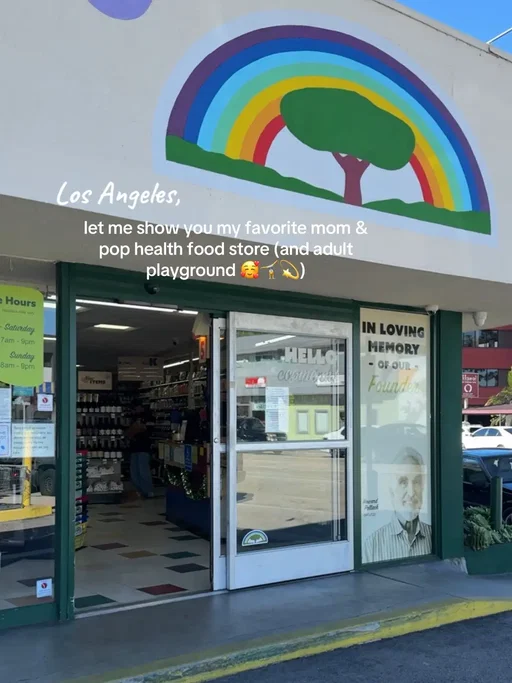 Can’t get enough of this place 💕 #lafood #lafoodie #rainbowacres #marinadelrey #naturalfoodstore @Rainbow Acres  