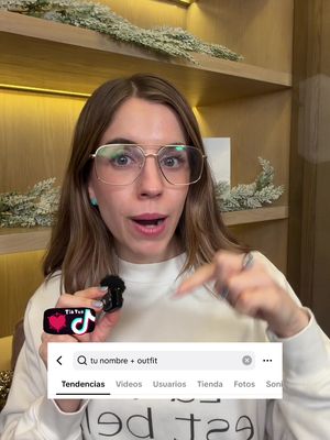 Dicen que si pones “tu nombre outfit” pasa esto 👁️ les funcionó??  #outfits #moda #ropa 