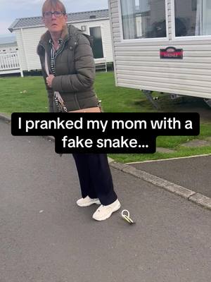 Pranking my mum with a fake snake at a caravan park on holiday. #RoadTo19M #Pubity  (Charlotte Stewart via ViralHog)