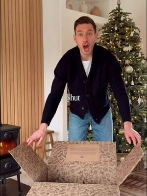 Best pr package ever?? Obsessed. @Fortnum & Mason  #unboxing #holidays #giftsforher 