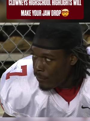 CAN YOU BELIEVE THIS IS THE HIGHSCHOOL VERSION OF CLOWNEY 😳😱 Clowney has ALWAYS been dominant😤 #SpursUp🤙 #CFB #SouthCarolina #USC #10 