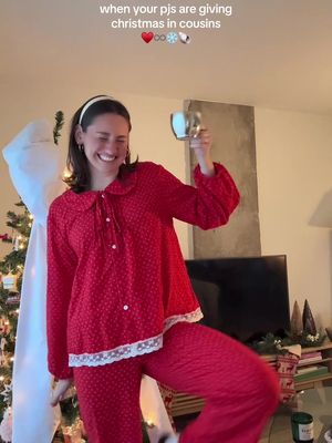 connie baby approved jammies 🤎🎅🏼☕️ #tsitp #cousinsbeach #teamconrad 