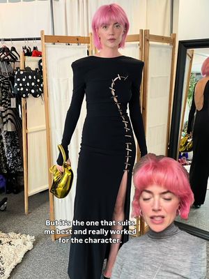 Replying to @abstruser_ the costume department were insanely lovely and just basically let you choose your own outfit that suits your character. They gave us so much creative freedom It was honestly a dream! #emilyinparisoutfits #emilyinparis 