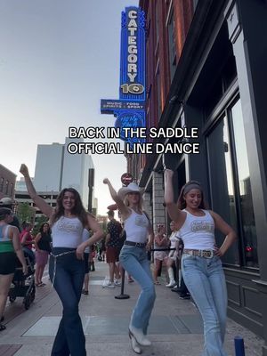 Getting "Back In The Saddle" with our official line dance to this @lukecombs hit 🙌 Want to learn more popular dances from our Category 10 team? Head over to our YouTube channel for more step by step tutorials 👉 Link in bio #linedancing #category10