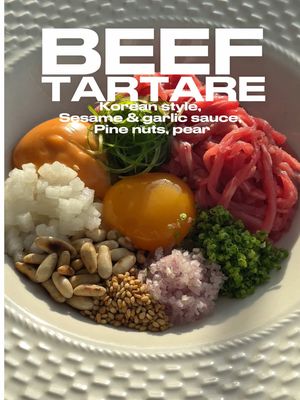 Korean inspired tartare 👌 Kind of, not fully traditional. It’s kind of a mix between French classic tartare and Korean tartare.  Gochujang mayo, Korean pear, chives, shallots, sesame, pine nuts, yolk, pepper, spring onions..🤌 With a sweet & garlicky sesame vinaigrette  Track ID 💿: Hi-Fi set - Sky restaurant  #tartare #koreanfood #aesthetic #snack