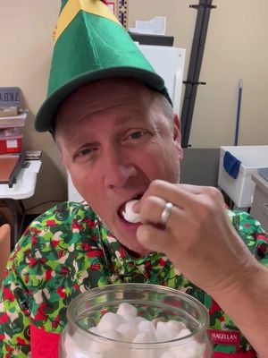 Prop Food in the movie ELF #movies #filmmaking #props #specialeffects 