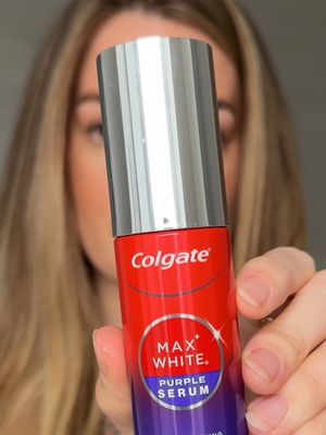 The ultimate hack to feel confident at your Christmas party 🎉  *Instant effect is temporary **by removing surface stains with twice daily brushing. Individual results may vary. #Colgate