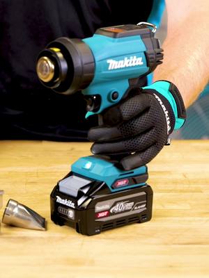 XGT Heat Gun | HG001G Cordless power with maximum temperature equivalent to AC models. High heat and adjustable airflow for demanding applications, featuring an LCD display, quick-release nozzle system, and compatibility with existing nozzles. #makitauk #xgt #heatgun #fyp #onthetools