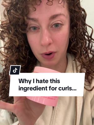 I can spot this filler ingredient from a mile away! I hate it for curls… #curlyhair #hairtiktok #curlspecialist #curlyhairtips #curlyhairroutine 