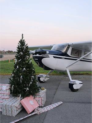 a prop-er Christmas present 🎄 #aviation #fyp 