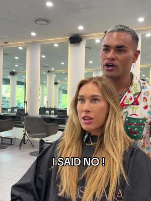 25-minute consultation. Not knowing whether to go darker or lighter. New extensions , big change …  So today .. not overthinking, let’s maintain . Guess what , she was happy hahaha ! Next one … feb … stay tuned  - - #hairdresser #hairconsultation #hairtransformation #hairextensions  