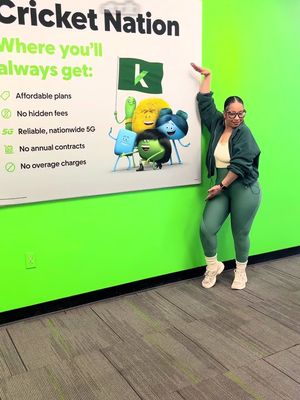 #ad Cricket Wireless is not playing this season — premium phones, $0 down options, and savings that actually make sense. Affordable finds don’t stop at fashion, sis. 💅🏽 #CricketWireless #HolidaySavings