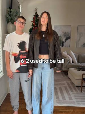When did 6’2 become so short #tall #short 