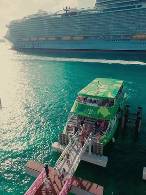 Royal Beach Club Paradise Island is NOW OPEN! 🤩 #RoyalBeachClubParadiseIsland #traveltok #cruise #cruisetok #travel #vacation #bucketlist